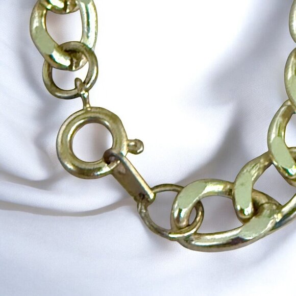 REIMAGINED Green Chalcedony Magnesite Bead Necklace Earring Set - Picture 6 of 9